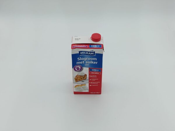 1611_slagroom-uht-gezoet-32-%-pak_45deg_01 Slagroom UHT gezoet 32 %