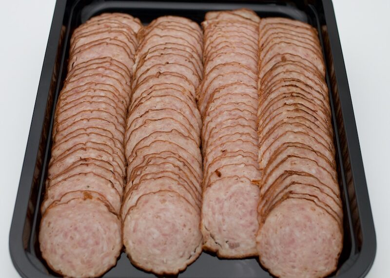 2637_grillworst-gesneden-1000g_45deg_01 Grillworst gesneden 1000 gram